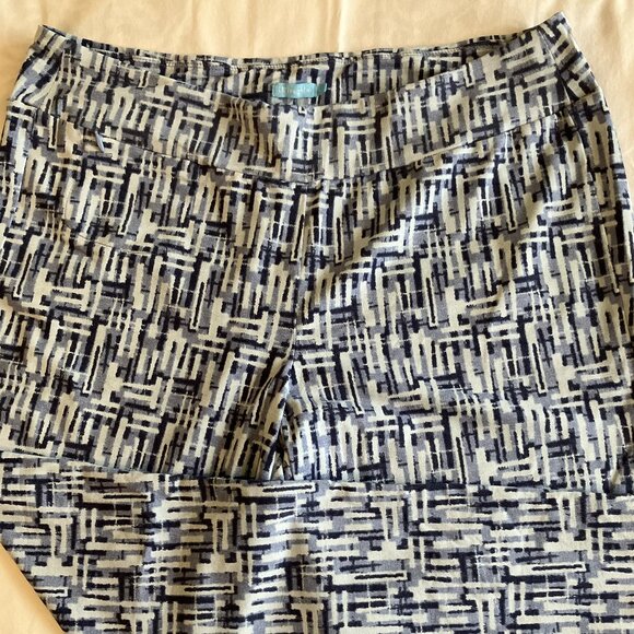 J. McLaughlin Women's Newport Capri Pants Denim/Blue Beachprints Size L - Picture 1 of 9